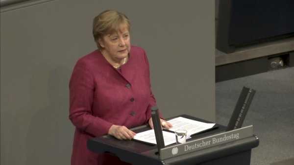 Анекдотичная ситуация в Европе: Меркель решила "нажать на тормоза"