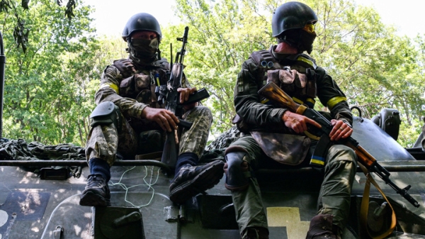 Украинские военные цинично выгнали пациентов из одесской больницы