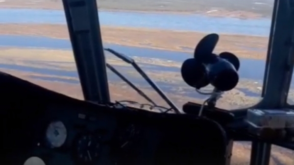 К месту жесткой посадки Ми-8 в Якутии отправлены два вертолета